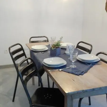 La Malposte 4* Reviers