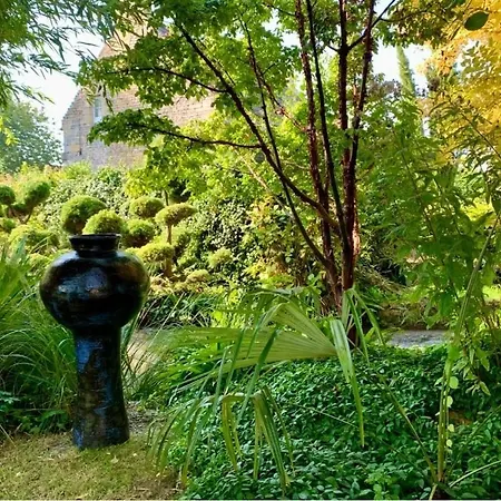 La Malposte Bed & Breakfast Reviers