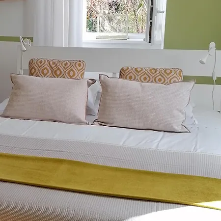 La Malposte Bed & Breakfast 4*