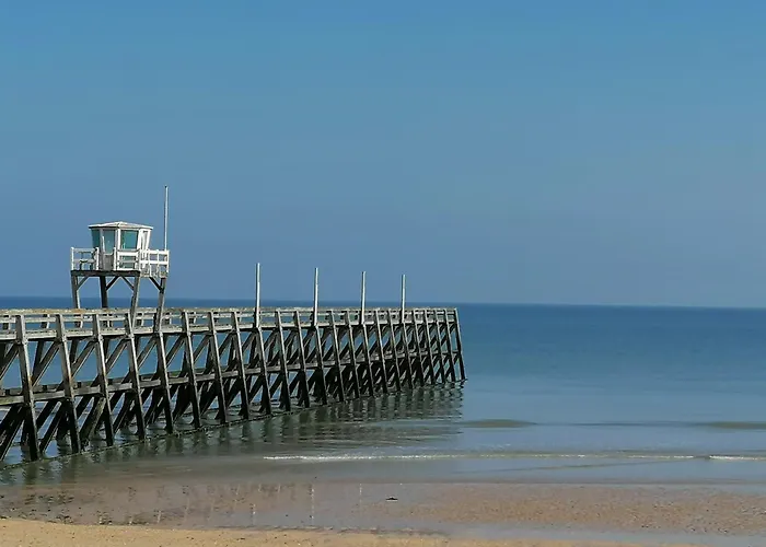 La Malposte 4* Reviers