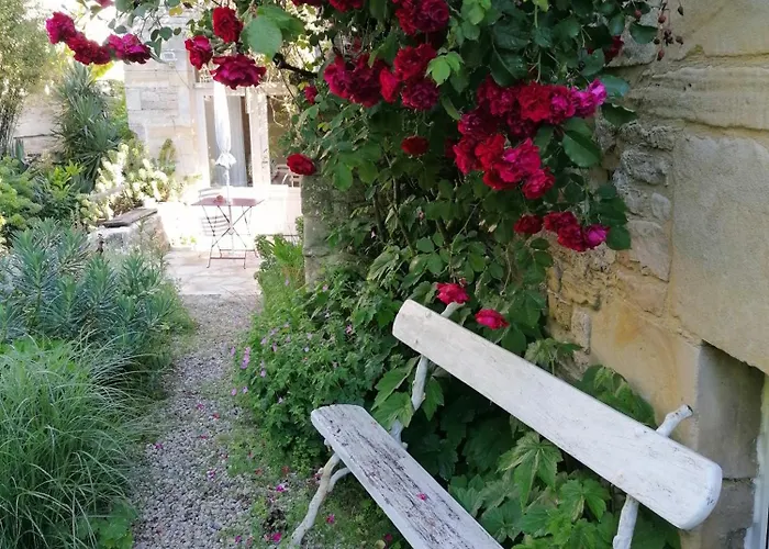 La Malposte 4* Reviers